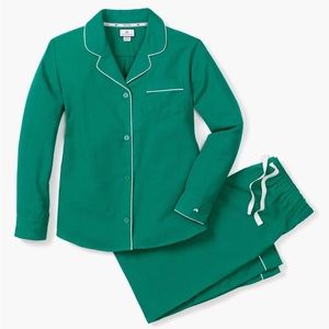 Petite Plume Women’s Green Classic Flannel Pajama Set
